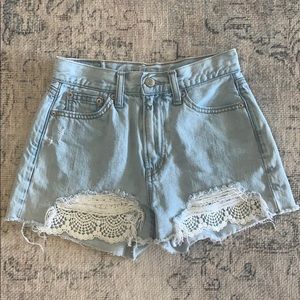 New American Eagle mom denim jean shorts 00